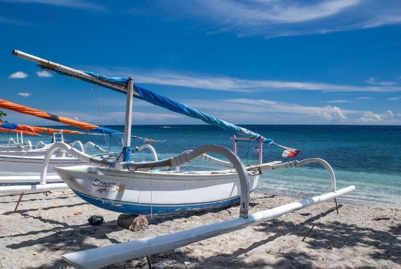 Blue Moon Villas Resort