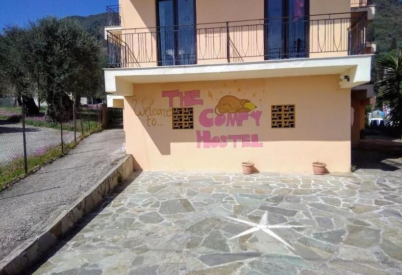 Comfy Hostel Studios