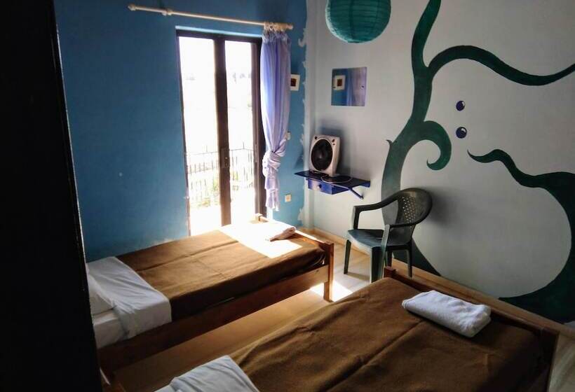 Comfy Hostel Studios