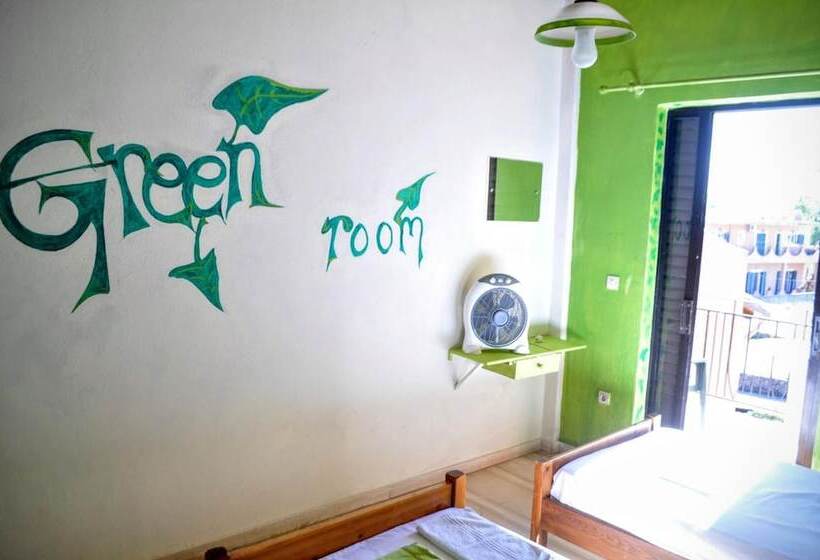 Comfy Hostel Studios