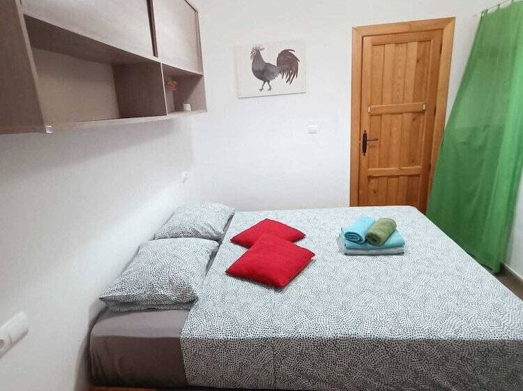 Golondrinas De La Alhambra