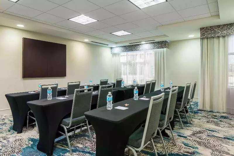 Homewood Suites By Hilton Tampa Airport   Westshore