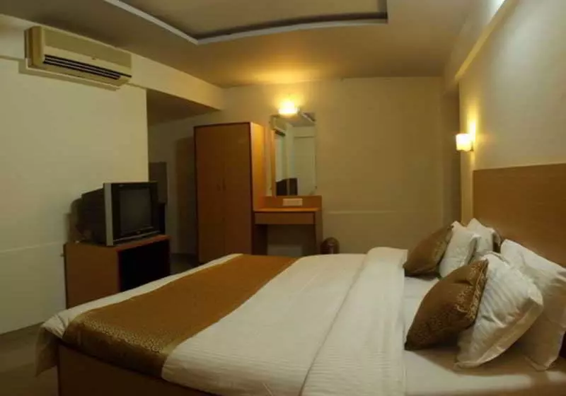Hotel Ace Residency