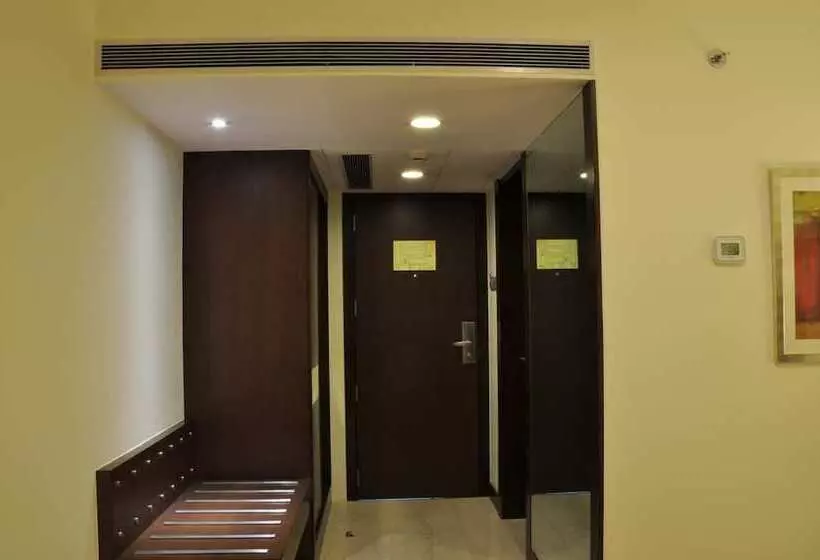 Hotel Adarsh Hamilton