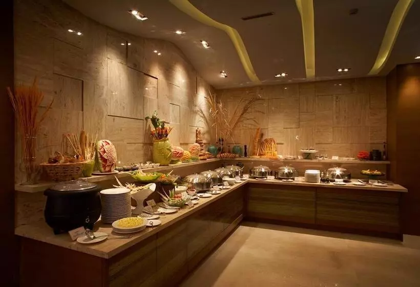 Hotel Adarsh Hamilton