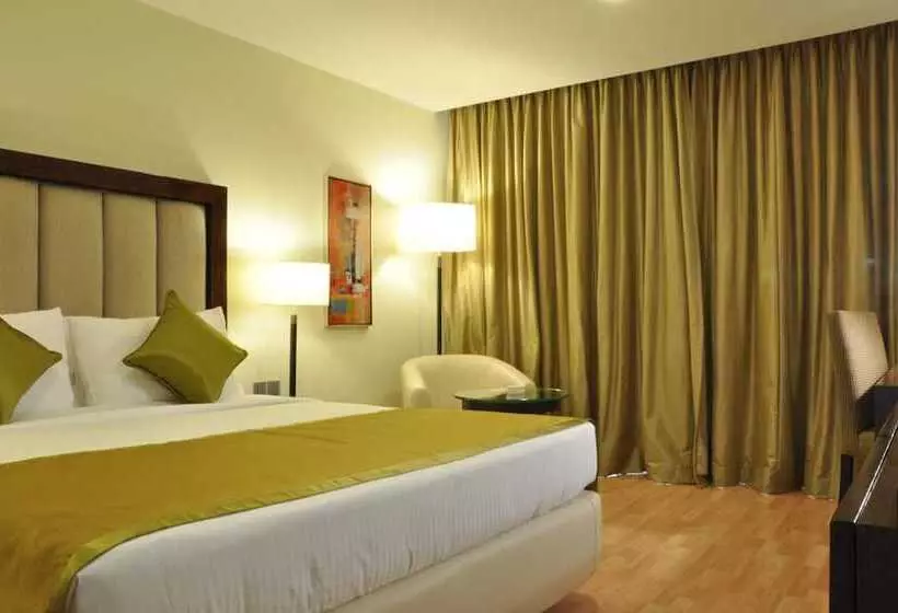 Hotel Adarsh Hamilton