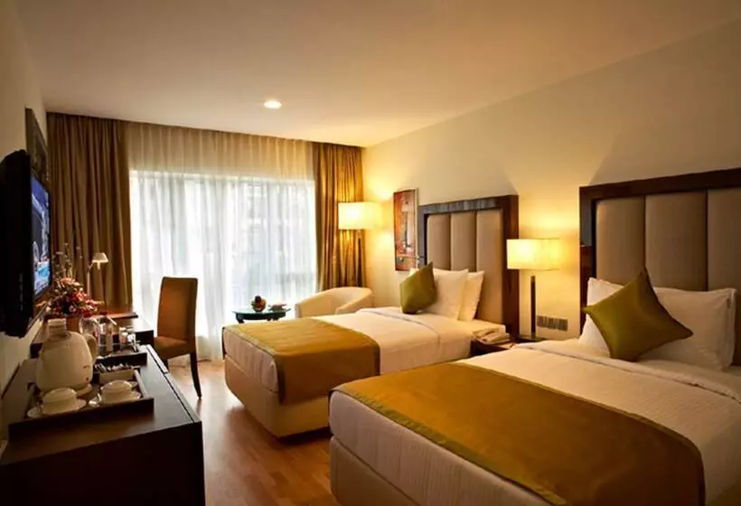 Hotel Adarsh Hamilton