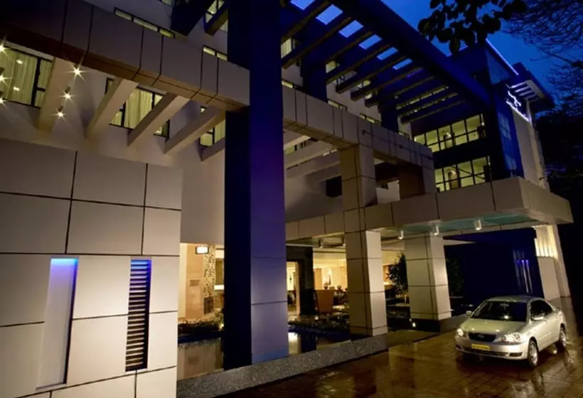 Hotel Adarsh Hamilton