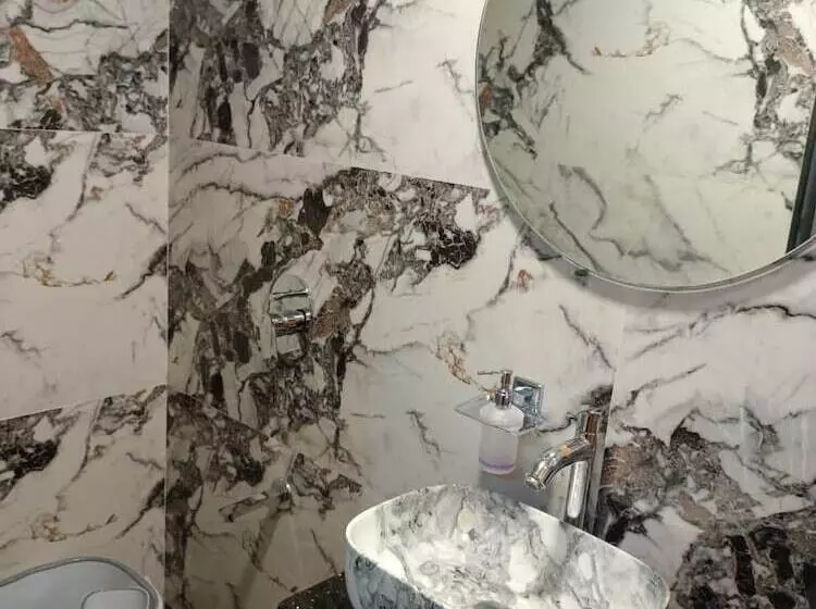 호텔 Airport Annex