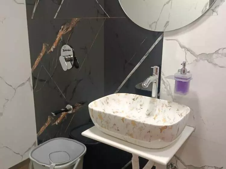 호텔 Airport Annex