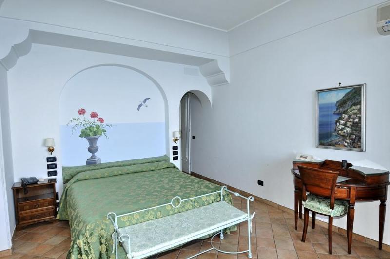 בית מלון כפרי Albergo La Conca Azzurra