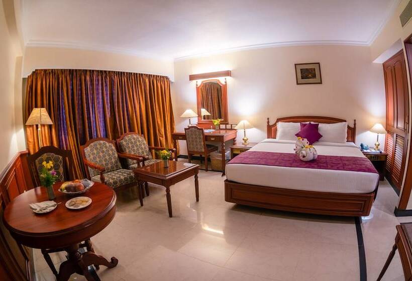 هتل Annamalai International