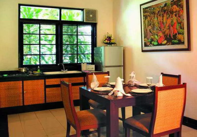 Отель Bali Desa Suites