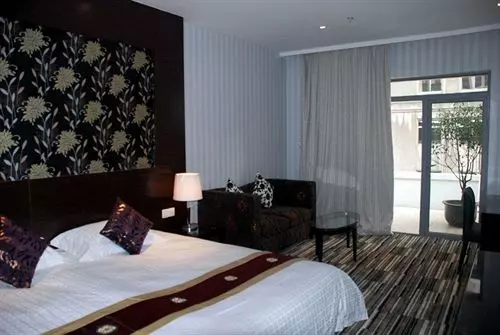 Hotelli Baron Business