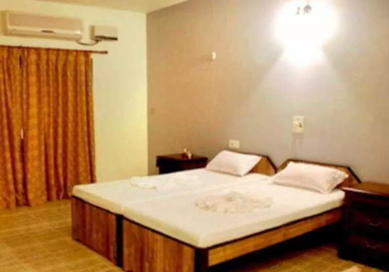 Hotel Cambay Beach Resort