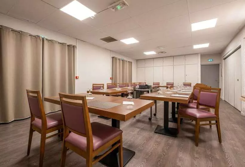 Comfort Hotel Etampes