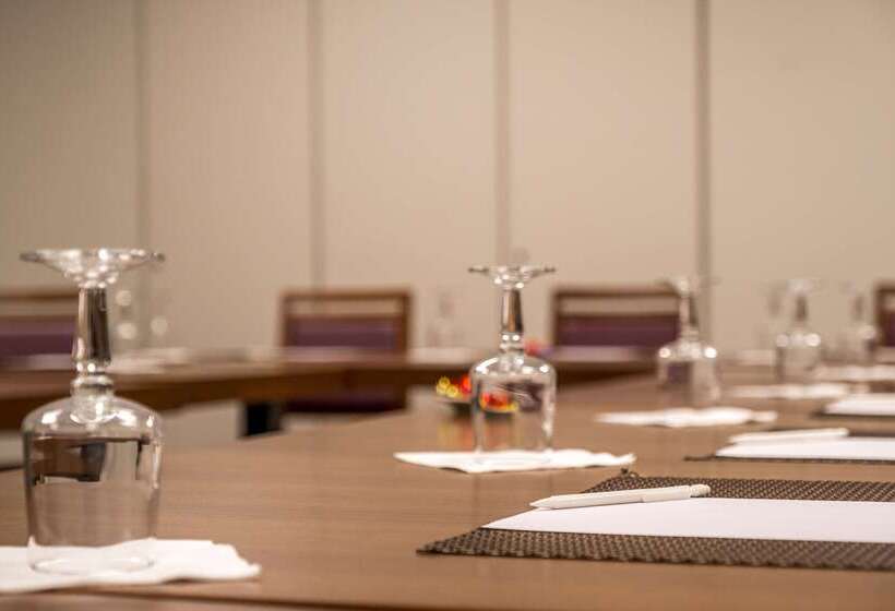 Comfort Hotel Etampes