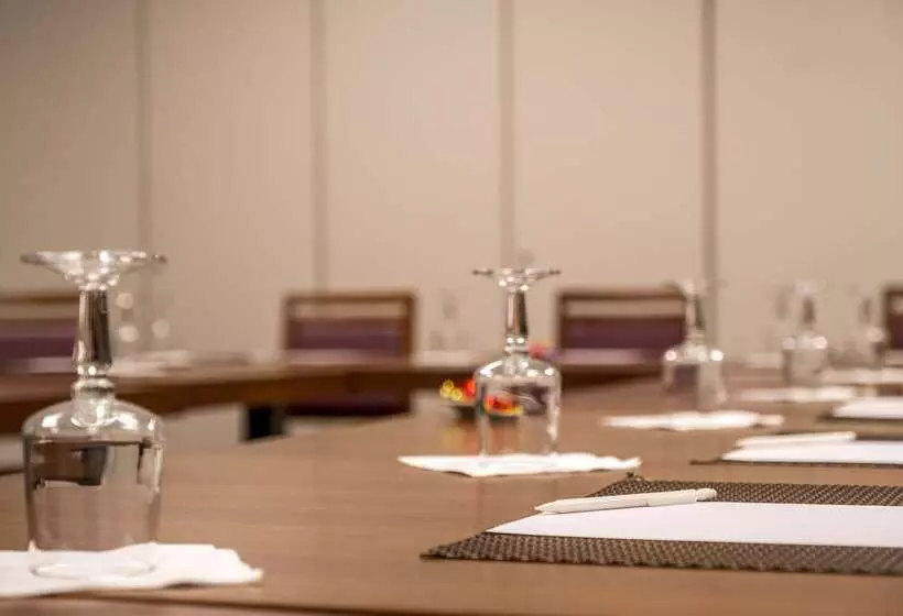 Comfort Hotel Etampes