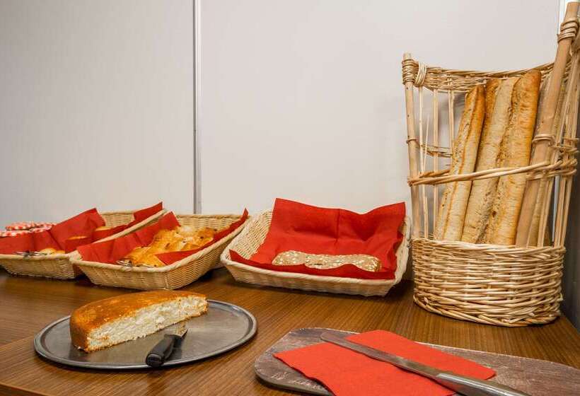 Comfort Hotel Etampes