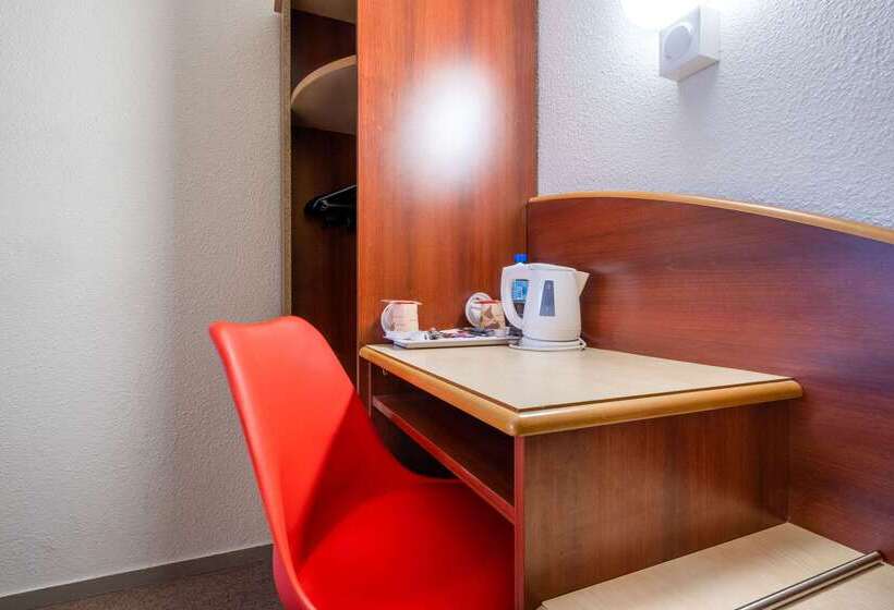 Comfort Hotel Etampes