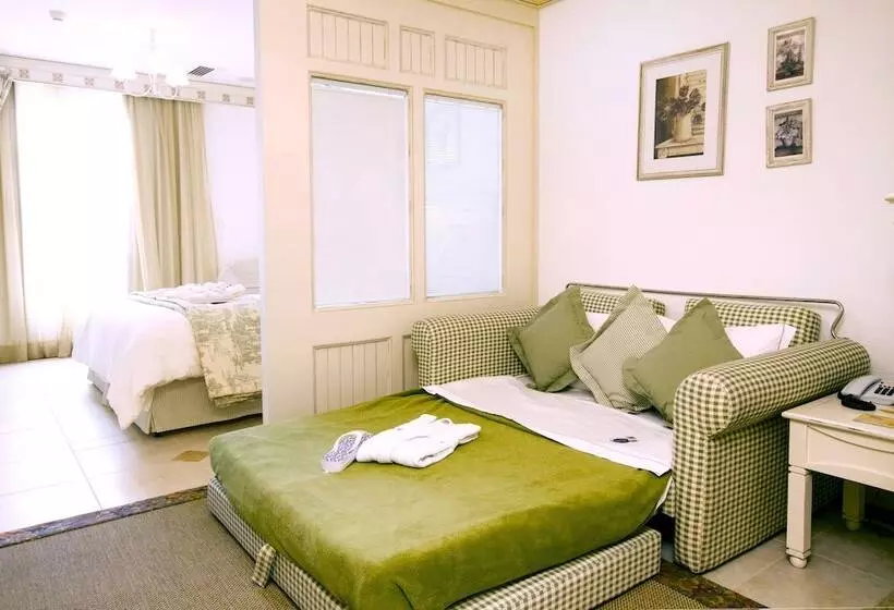 Отель Il Campanario Villaggio Resort