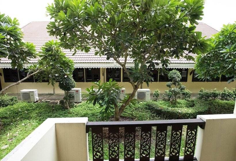 Отель Luckswan Resort Chiang Rai   Sha Extra Plus