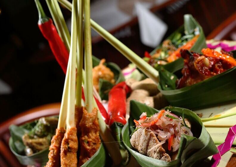 Puri Saron Hotel Baruna Beach Lovina