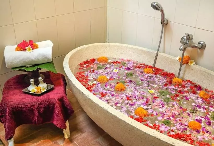 Puri Saron Hotel Baruna Beach Lovina