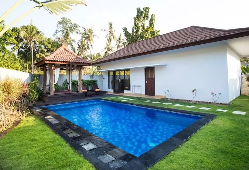 Puri Saron Hotel Baruna Beach Lovina