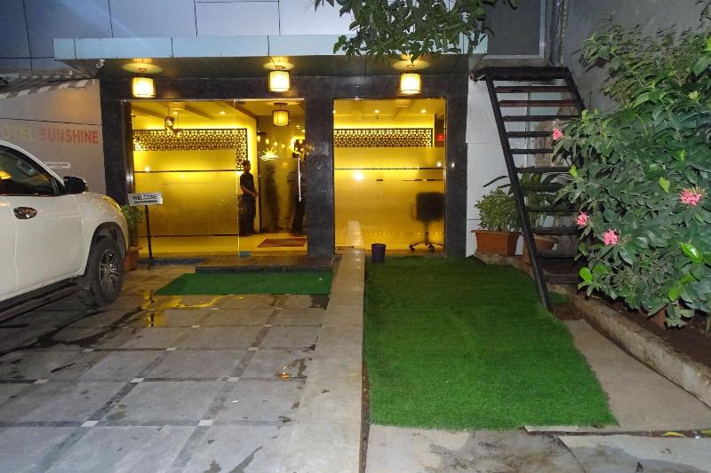 فندق Sunshine Airport