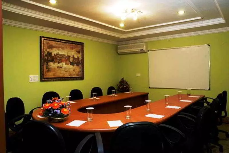 Szálloda The Grand Meridien