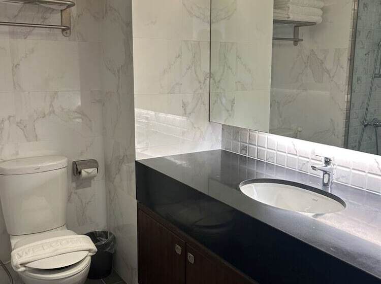 Hotel The One Bay Breeze