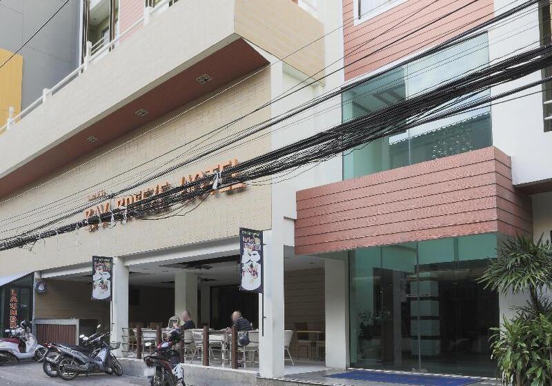 Hotel The One Bay Breeze