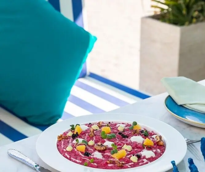 Kempinski Hotel & Residences Palm Jumeirah