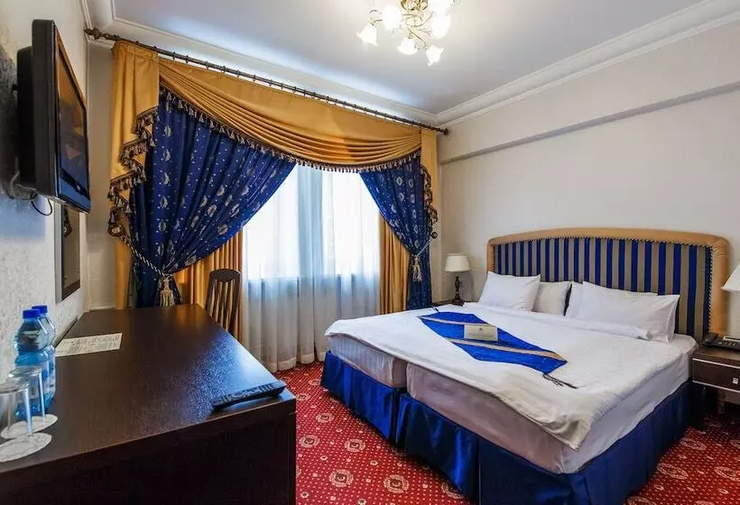 Moscow Holiday Hotel