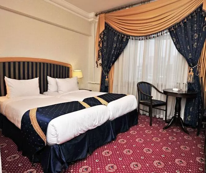 Moscow Holiday Hotel