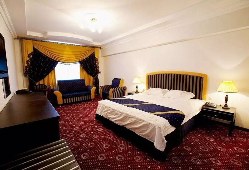 Moscow Holiday Hotel