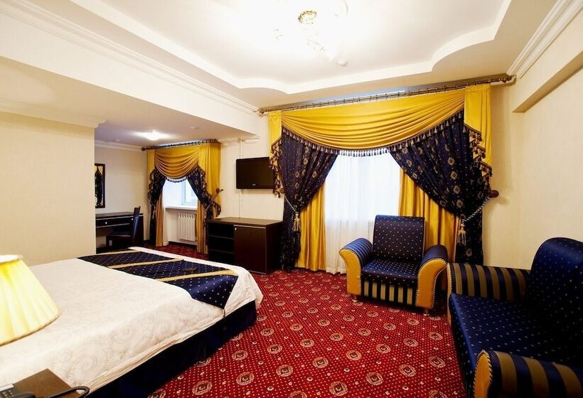 Moscow Holiday Hotel