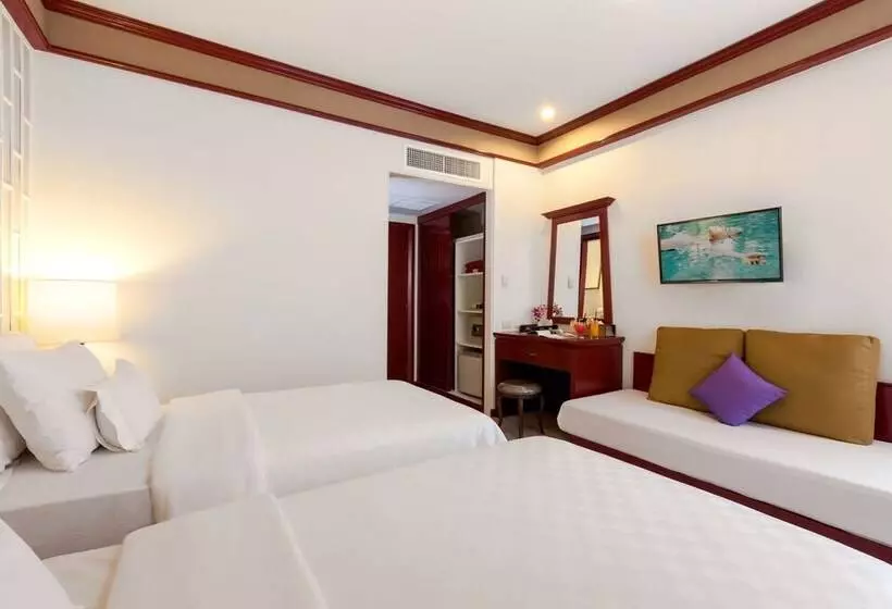 The Top Patong Resort