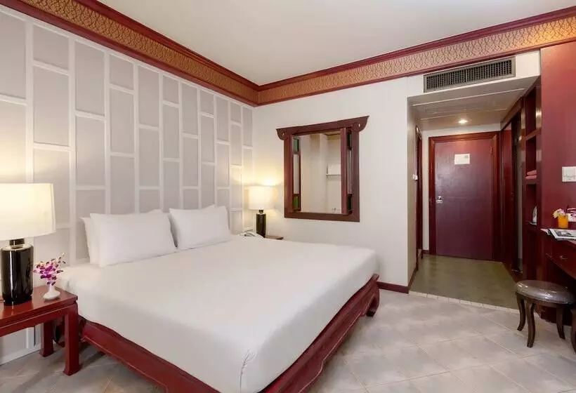 The Top Patong Resort