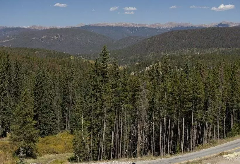 One Ski Hill, A Rockresort