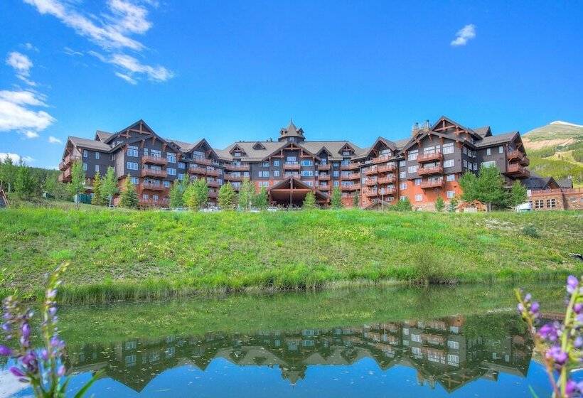 One Ski Hill, A Rockresort