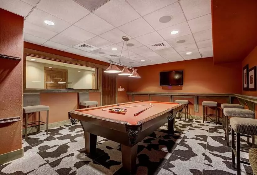 One Ski Hill, A Rockresort