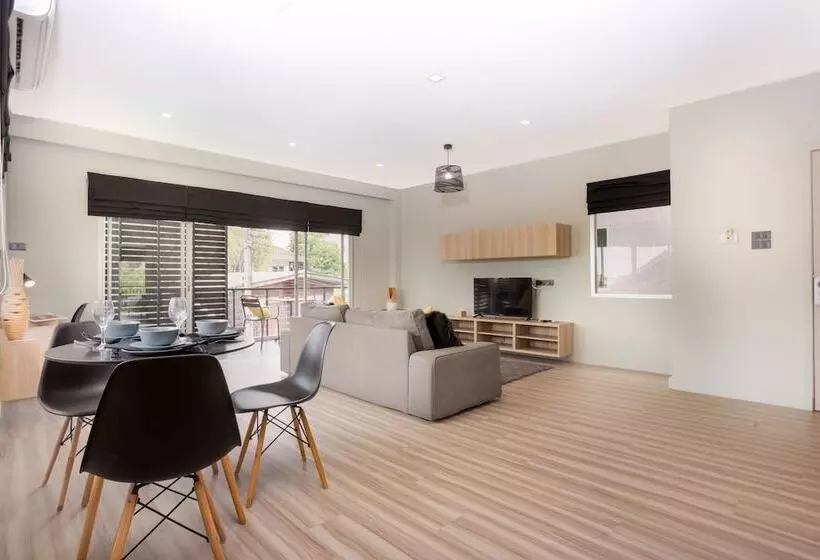 Studio 365 Serviced Apartments