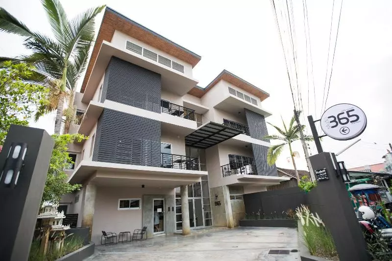 Studio 365 Serviced Apartments