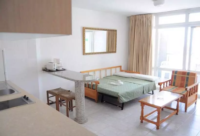 Apartamentos Roque Nublo