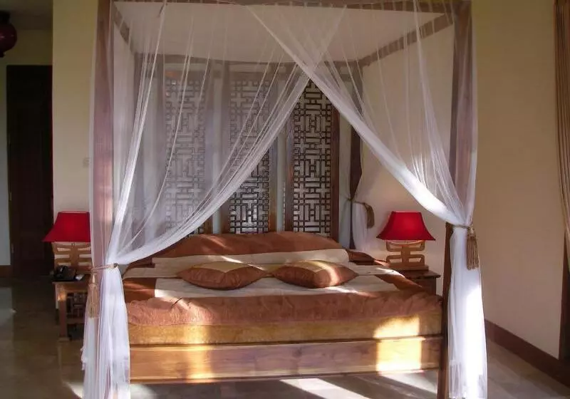 Green Field Hotel And Restaurant