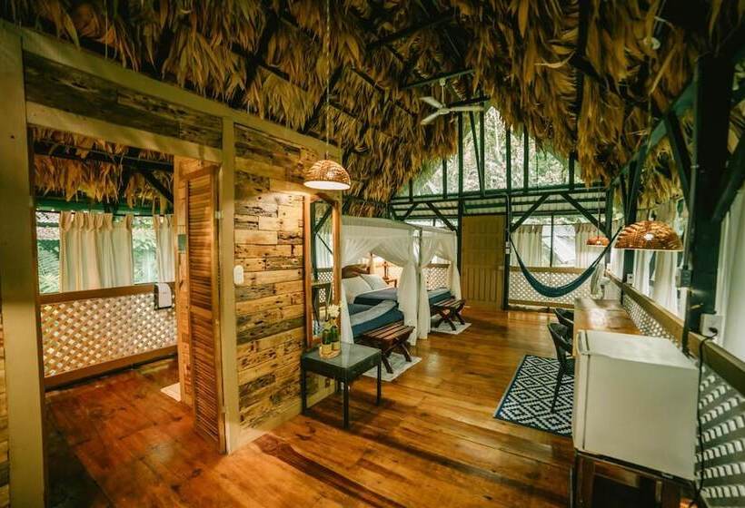 ホテル Almonds & Corals Boutique