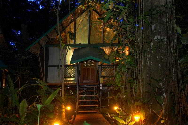 ホテル Almonds & Corals Boutique