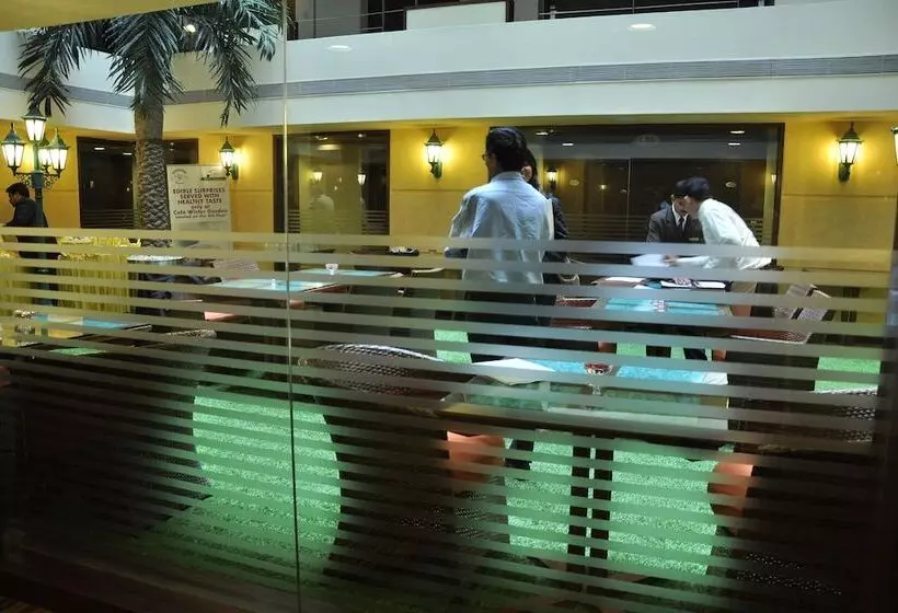 فندق The Cambay Grand